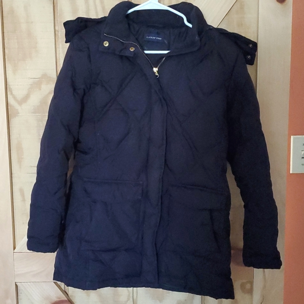 Lands End Black Down Coat, Detachable Faux Fur-Trim Hood, size Medium 10-12